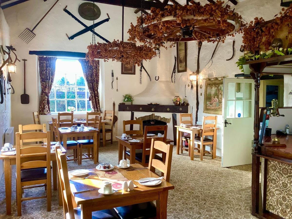 Guest house The Barn And Pinn 4*